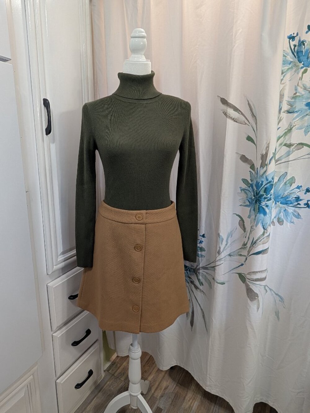 NWT 1901 Nordstrom Preppy Dark Academia Minimalist Fall Autumn Mini Skirt Size 8
